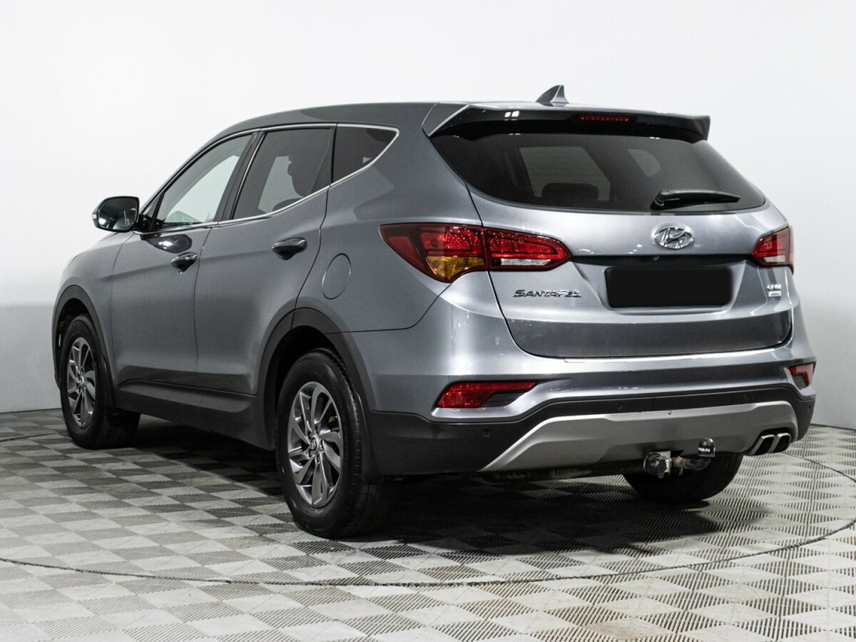 Hyundai Santa Fe с пробегом — 2017 год. Фото: #10