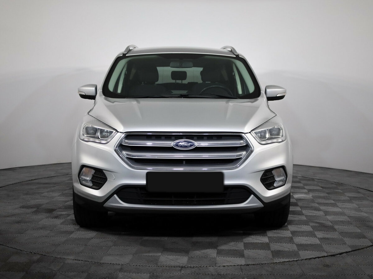 Ford Kuga с пробегом — 2018 год. Фото: #1
