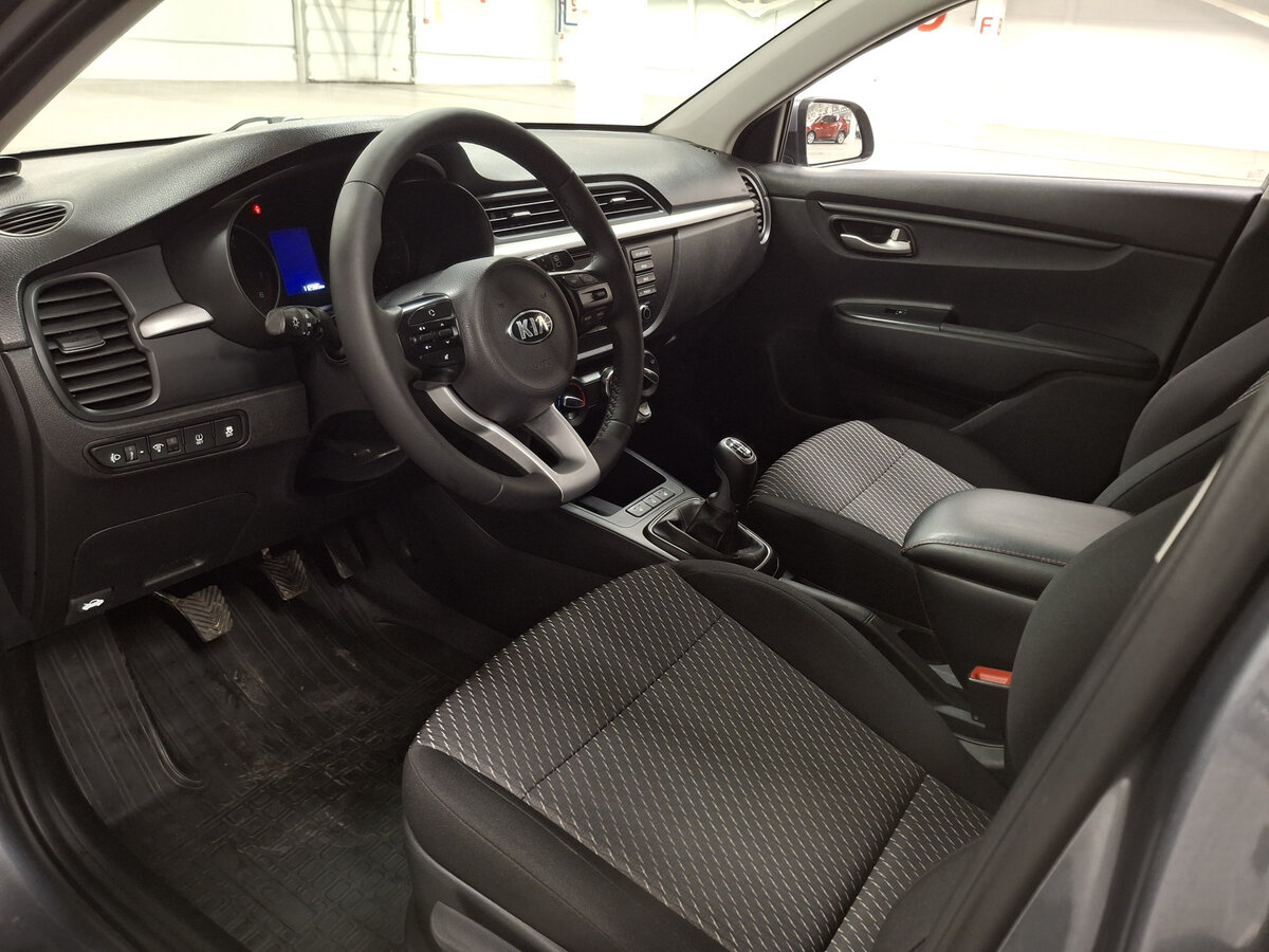 Kia Rio с пробегом — 2018 год. Фото: #14