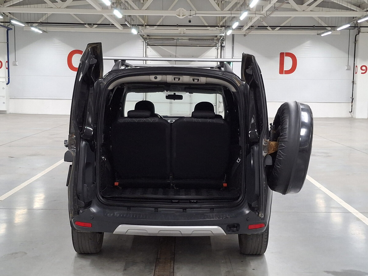 Lada (ВАЗ) Largus с пробегом — 2020 год. Фото: #8