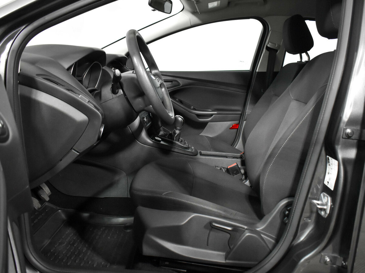 Ford Focus с пробегом — 2016 год. Фото: #9