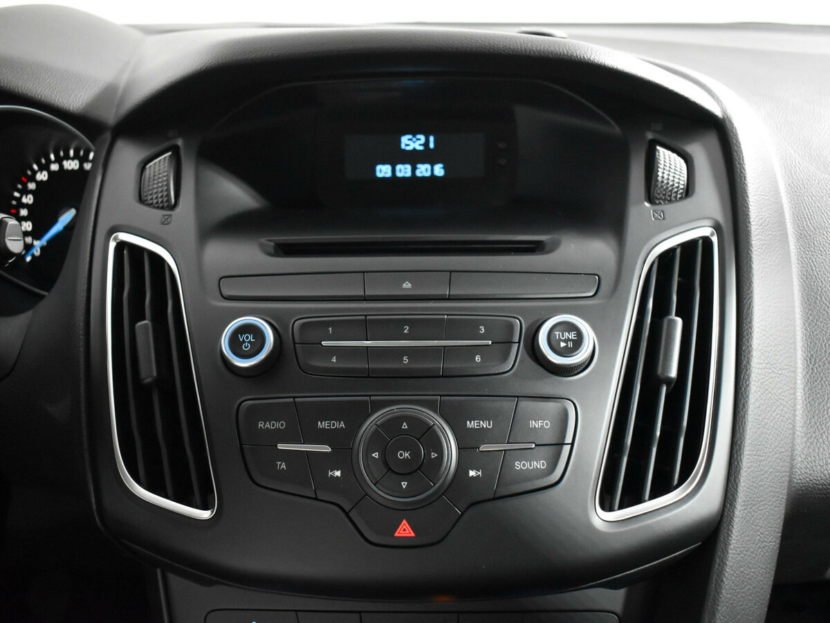 Ford Focus с пробегом — 2016 год. Фото: #13