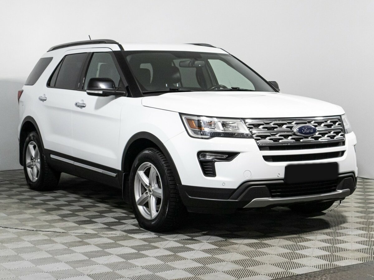Ford Explorer с пробегом — 2019 год. Фото: #2