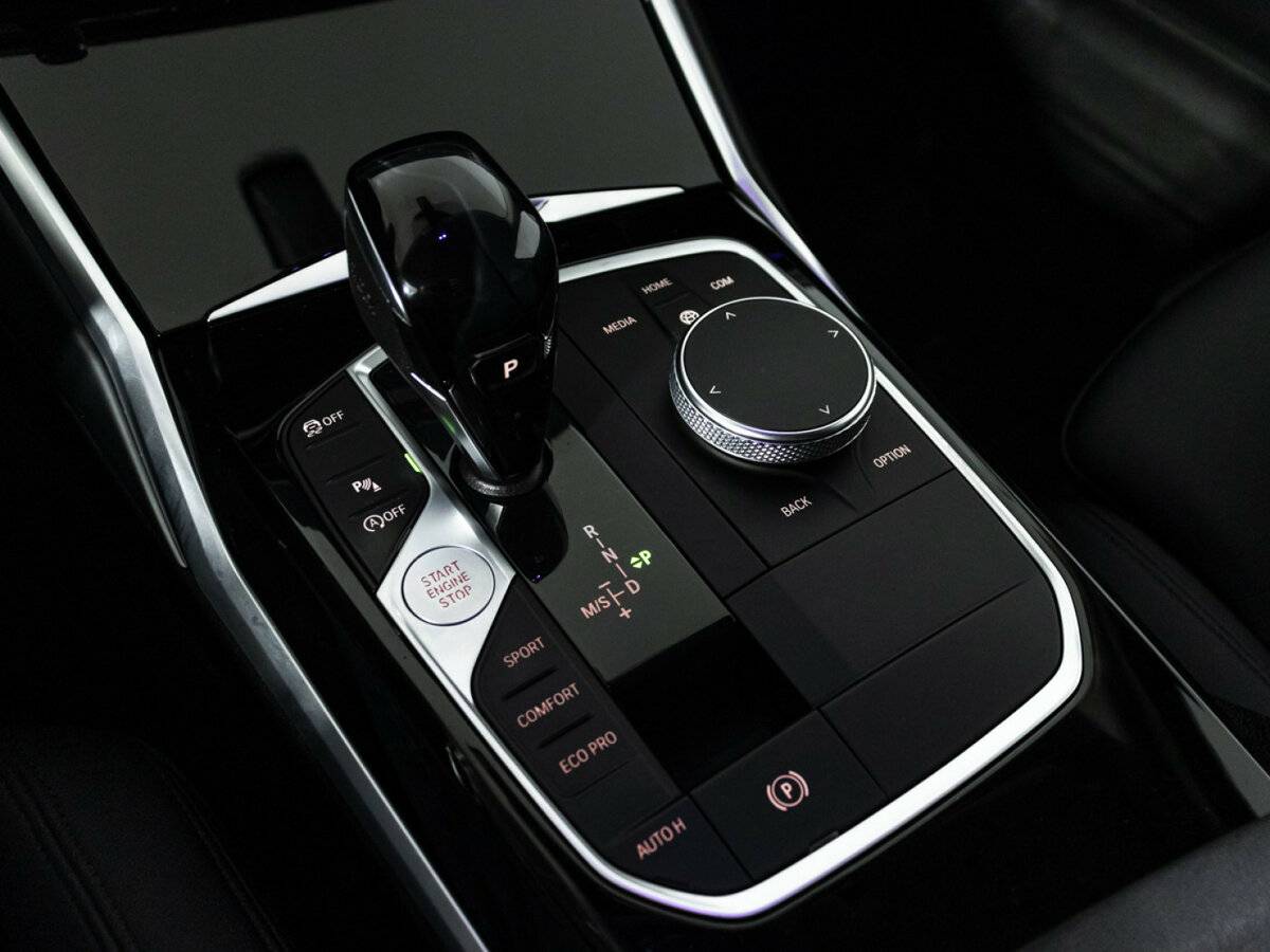 BMW 3 серии с пробегом — 2020 год. Фото: #17