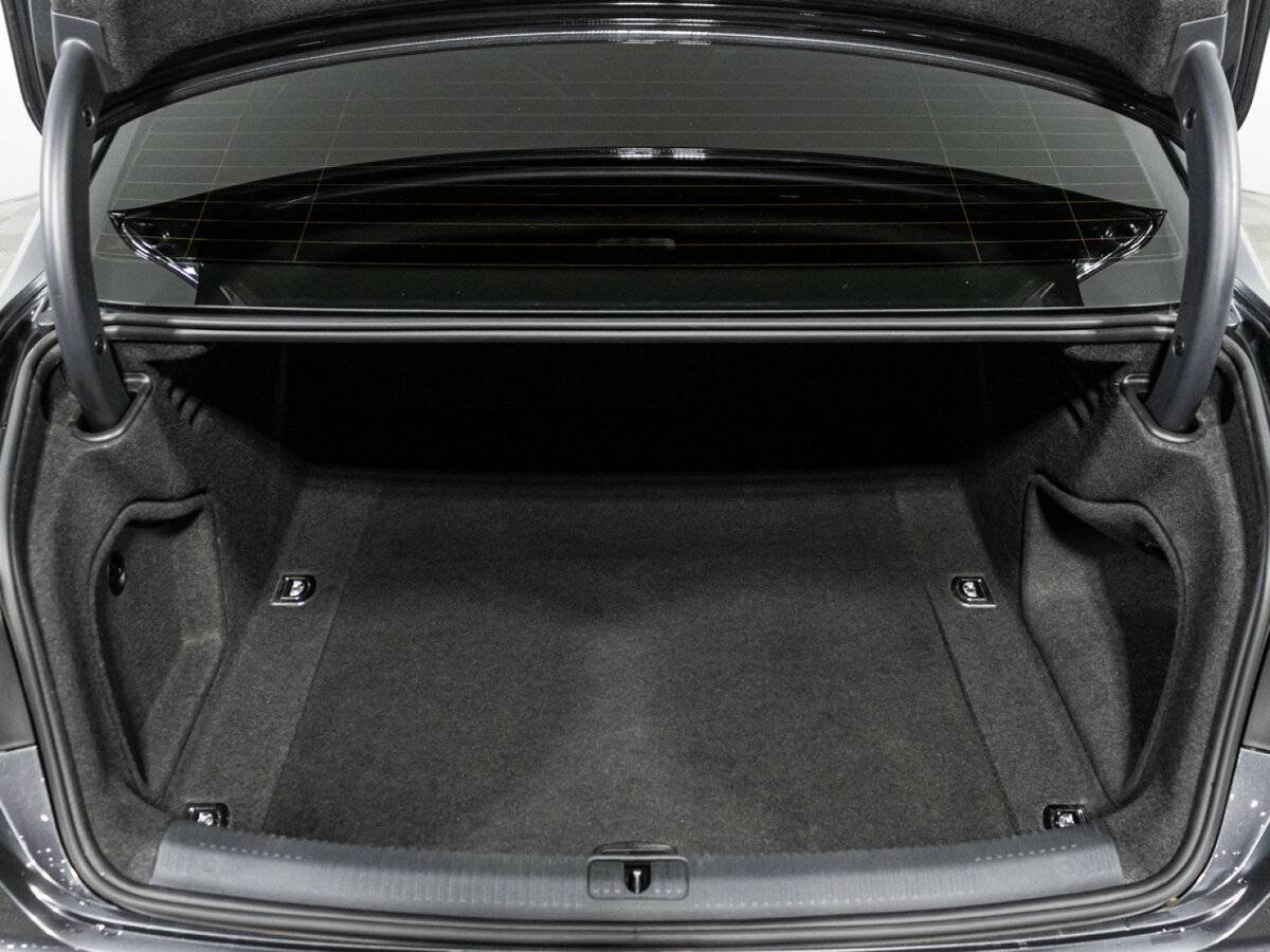 Audi A4 с пробегом — 2016 год. Фото: #19