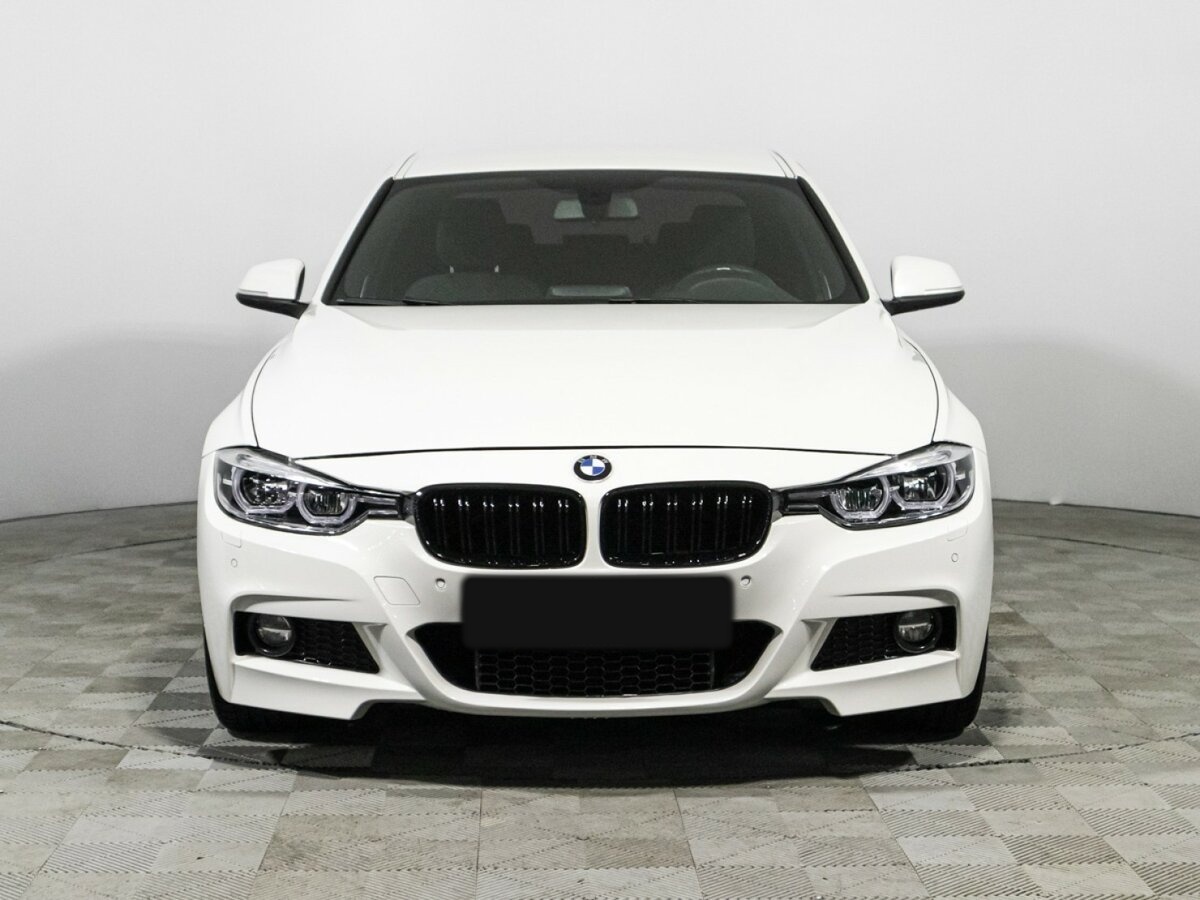 BMW 3 серии с пробегом — 2016 год. Фото: #1