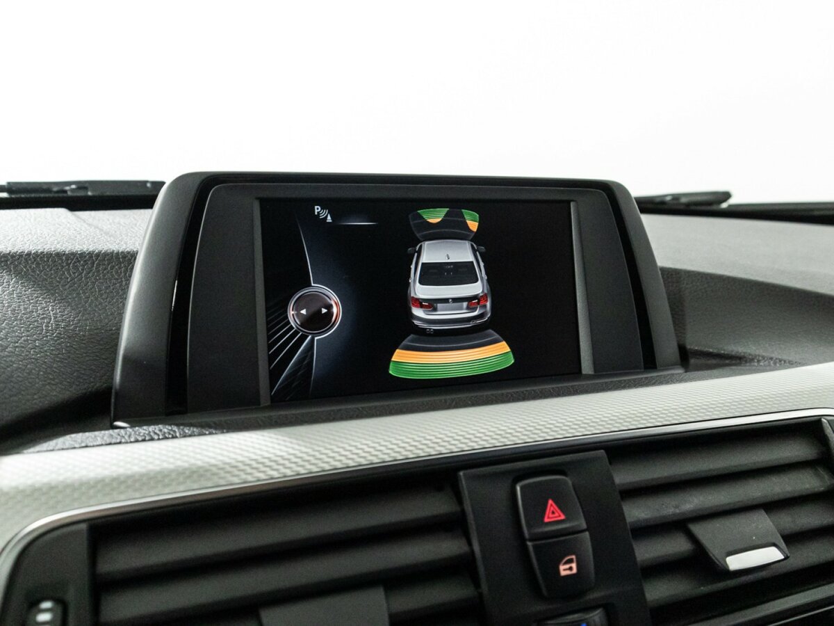 BMW 3 серии с пробегом — 2016 год. Фото: #14