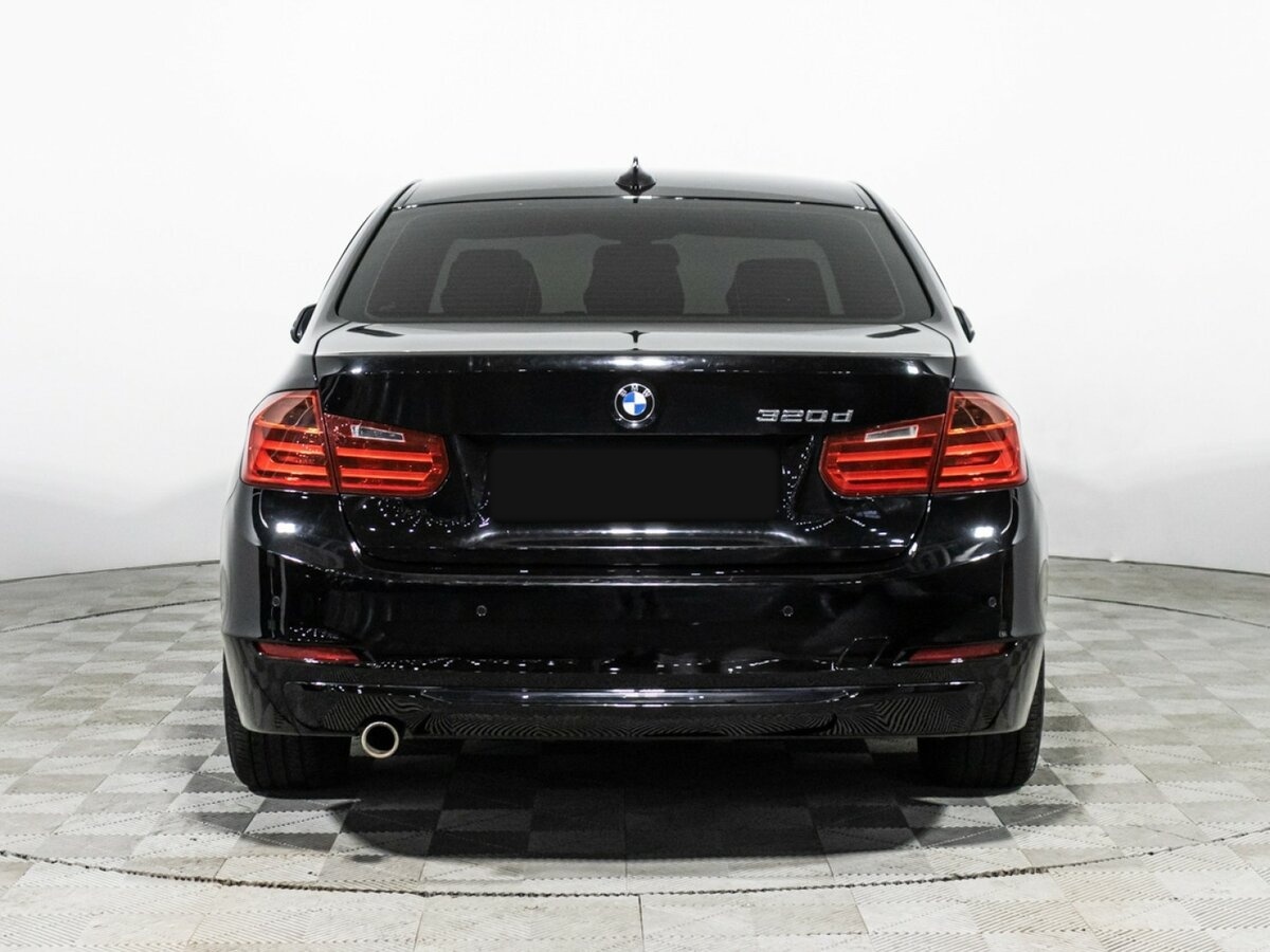 BMW 3 серии с пробегом — 2013 год. Фото: #5