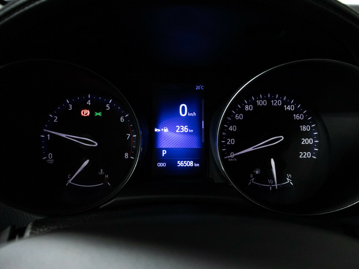 Toyota C-HR с пробегом — 2018 год. Фото: #11