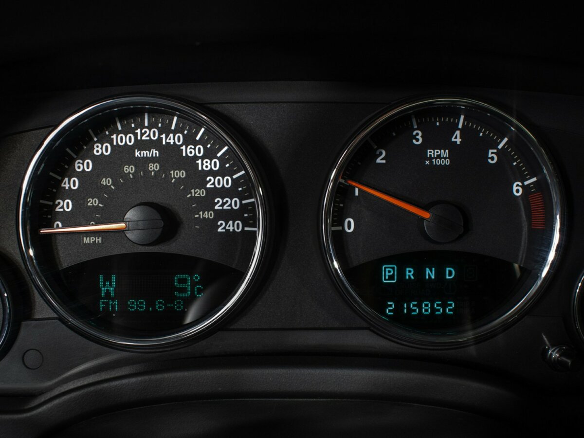 Jeep Compass с пробегом — 2012 год. Фото: #11