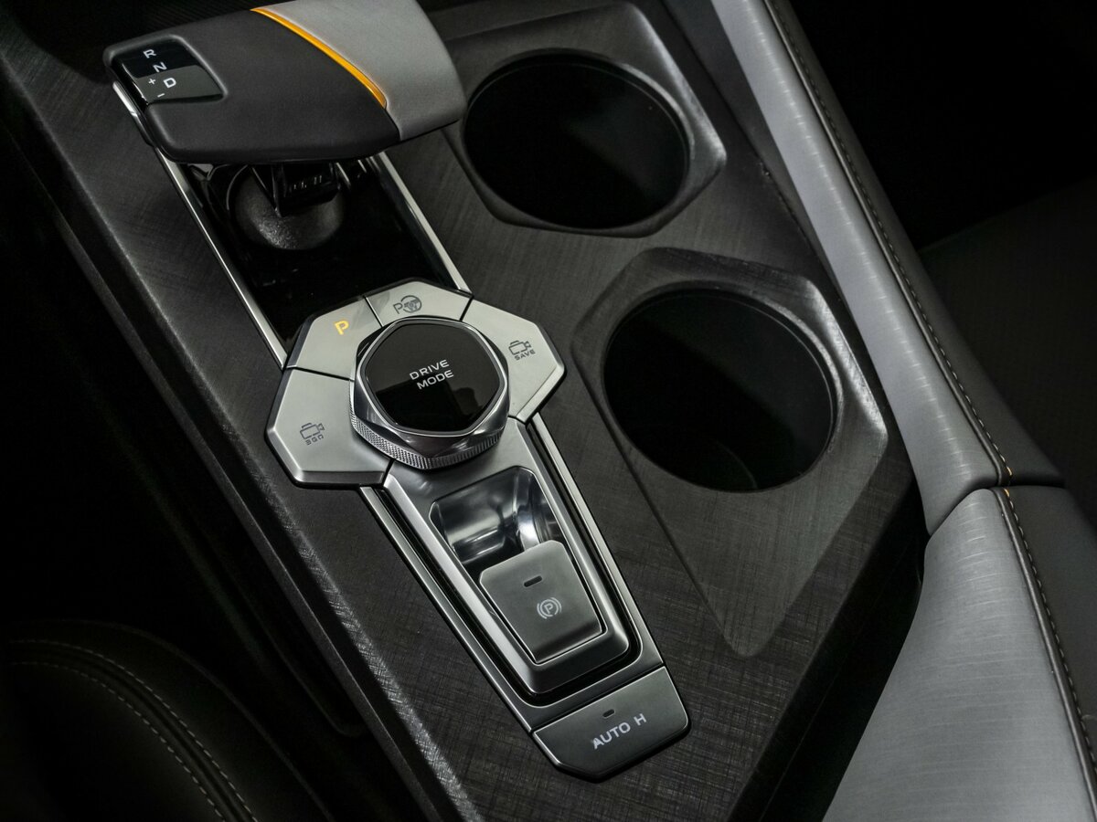 Changan UNI-V с пробегом — 2023 год. Фото: #18