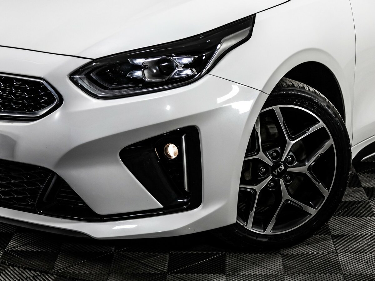 Kia Proceed с пробегом — 2021 год. Фото: #2