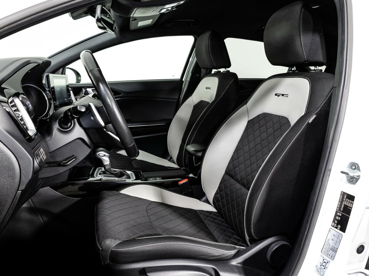 Kia Proceed с пробегом — 2021 год. Фото: #17