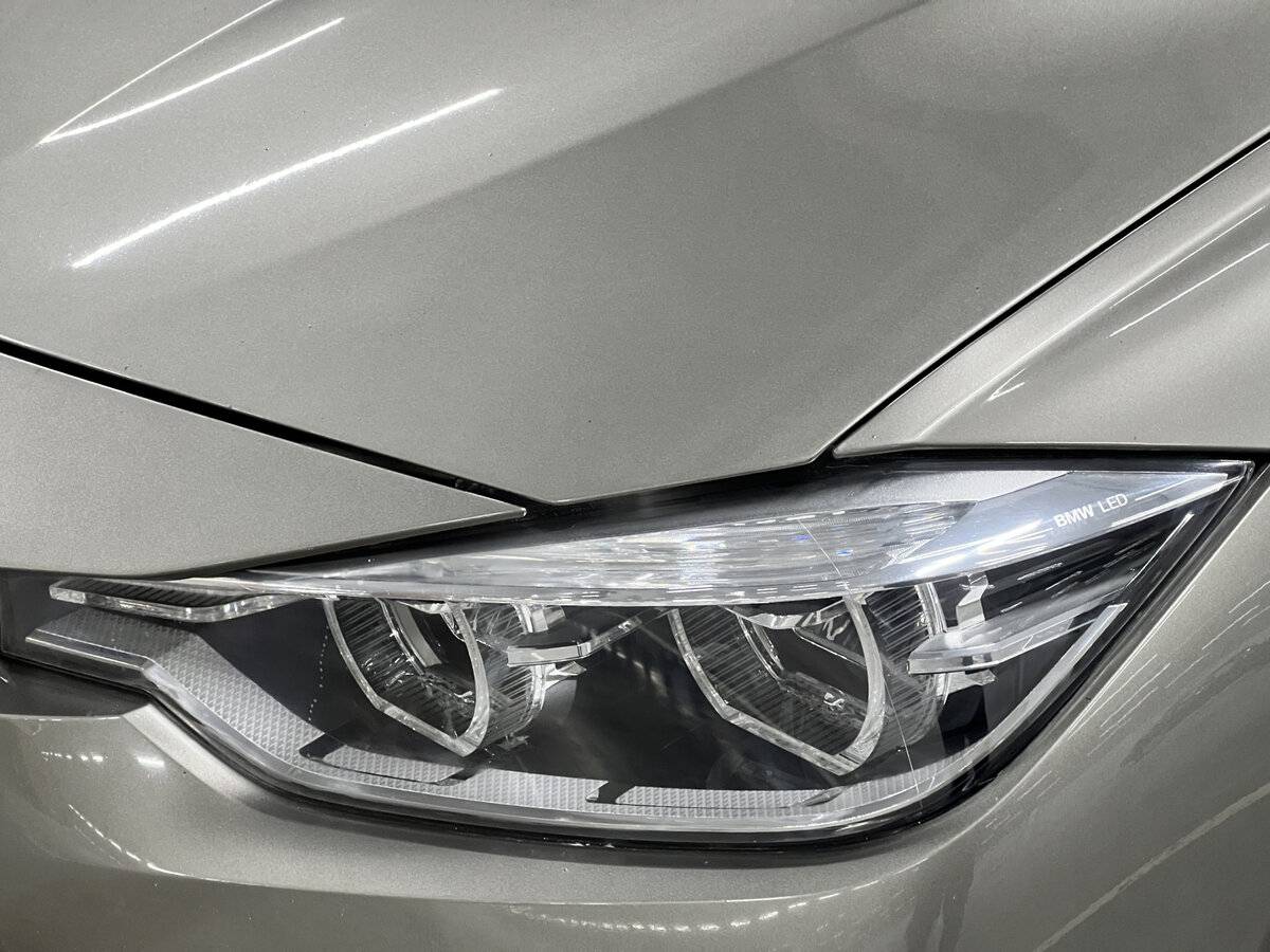BMW 3 серии с пробегом — 2018 год. Фото: #16