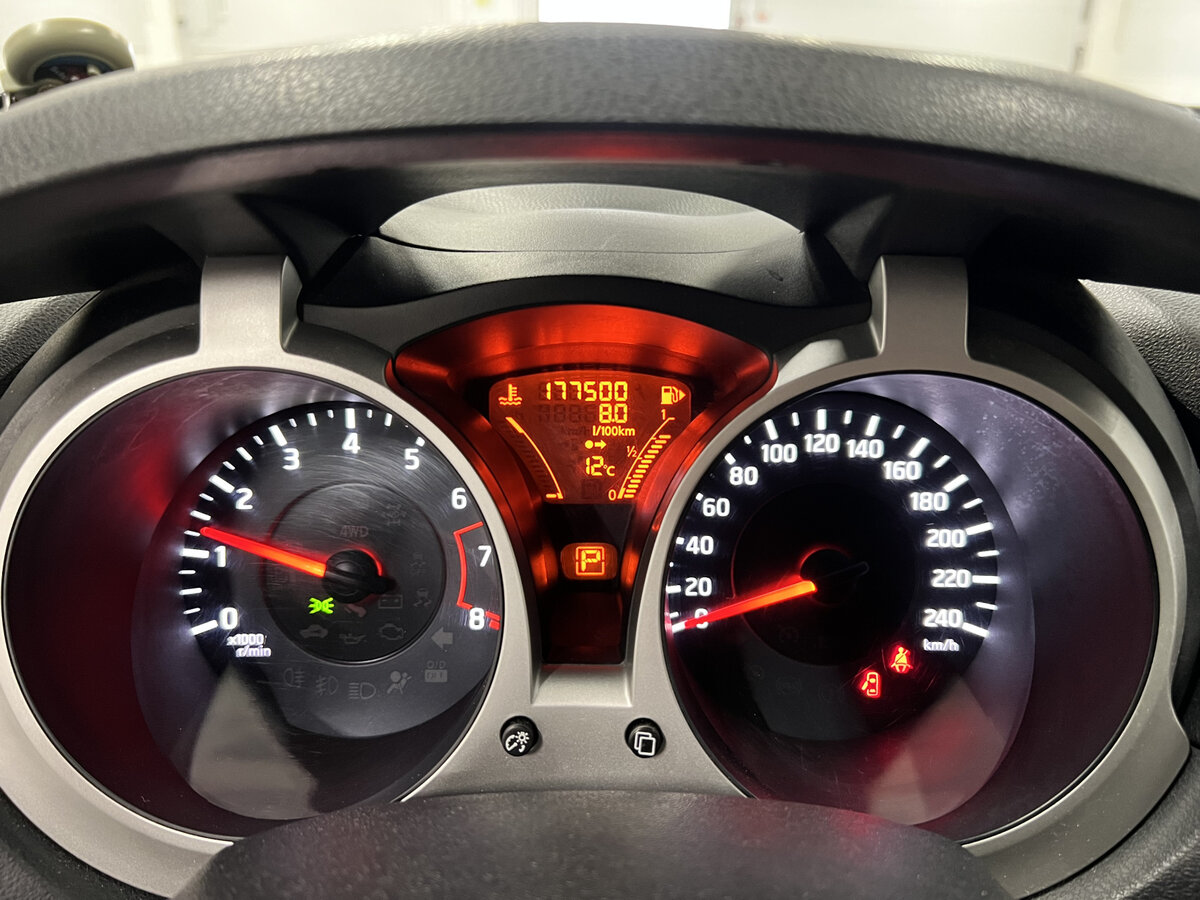 Nissan Juke с пробегом — 2012 год. Фото: #10