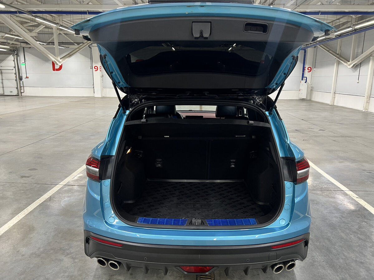 Geely Coolray с пробегом — 2023 год. Фото: #9