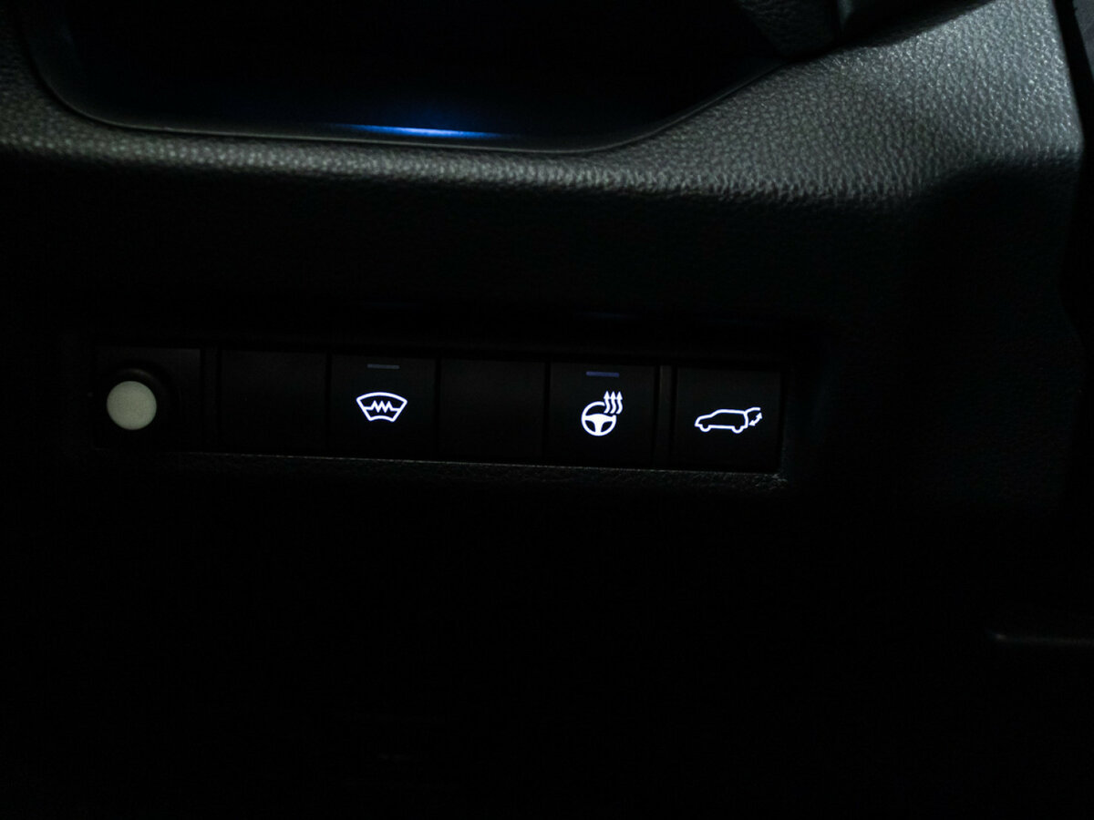 Toyota RAV4 с пробегом — 2020 год. Фото: #18