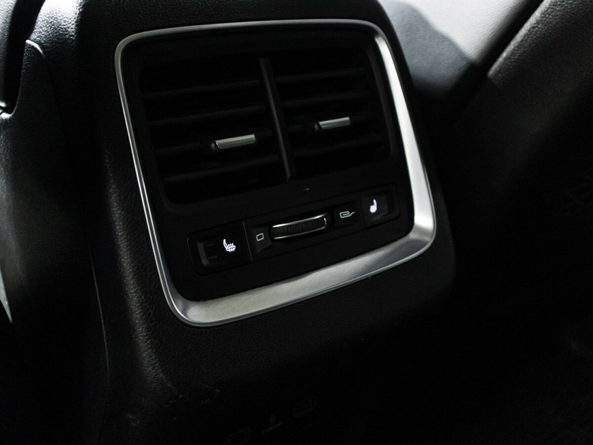 Geely Atlas Pro с пробегом — 2023 год. Фото: #14