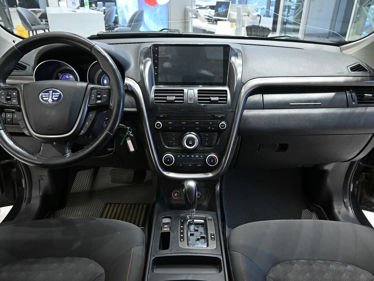 FAW Besturn X80 с пробегом — 2017 год. Фото: #5