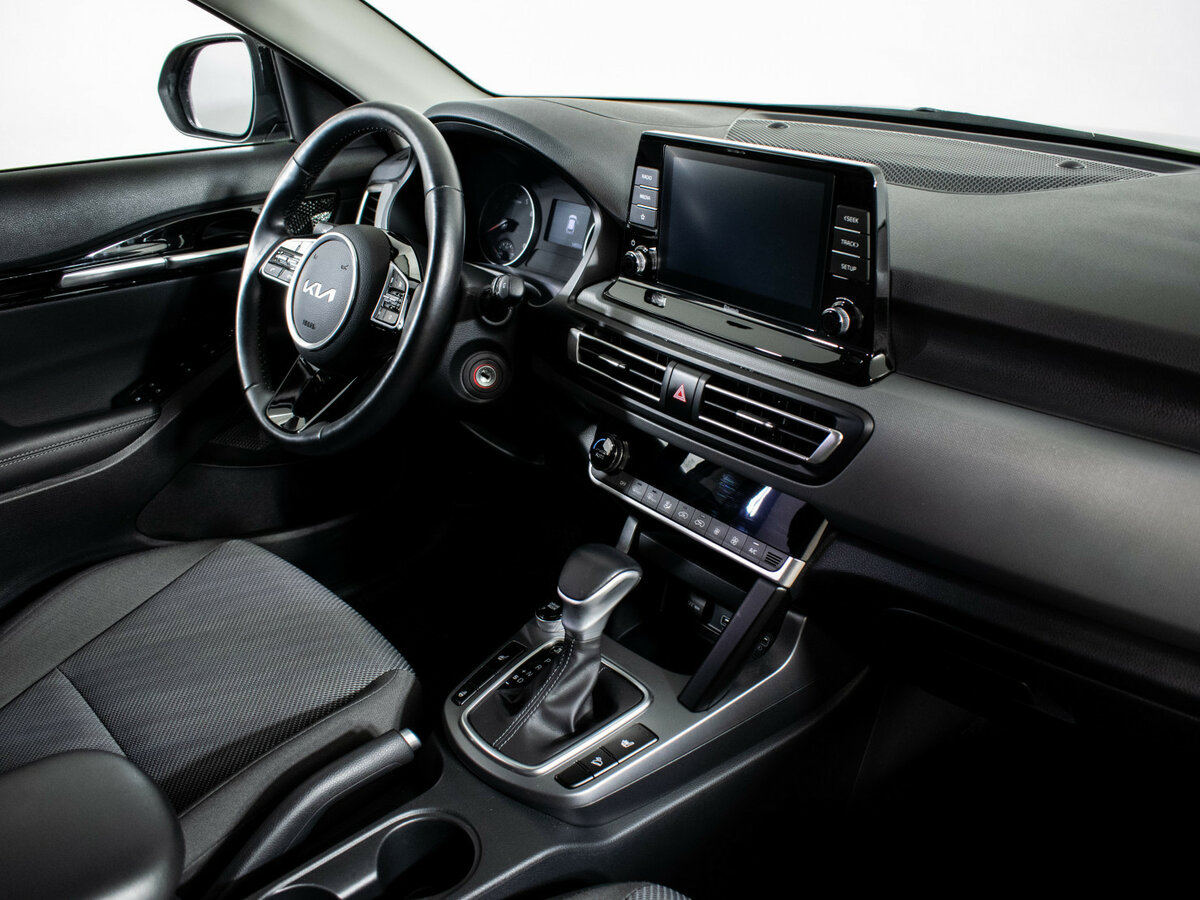 Kia Seltos с пробегом — 2022 год. Фото: #7