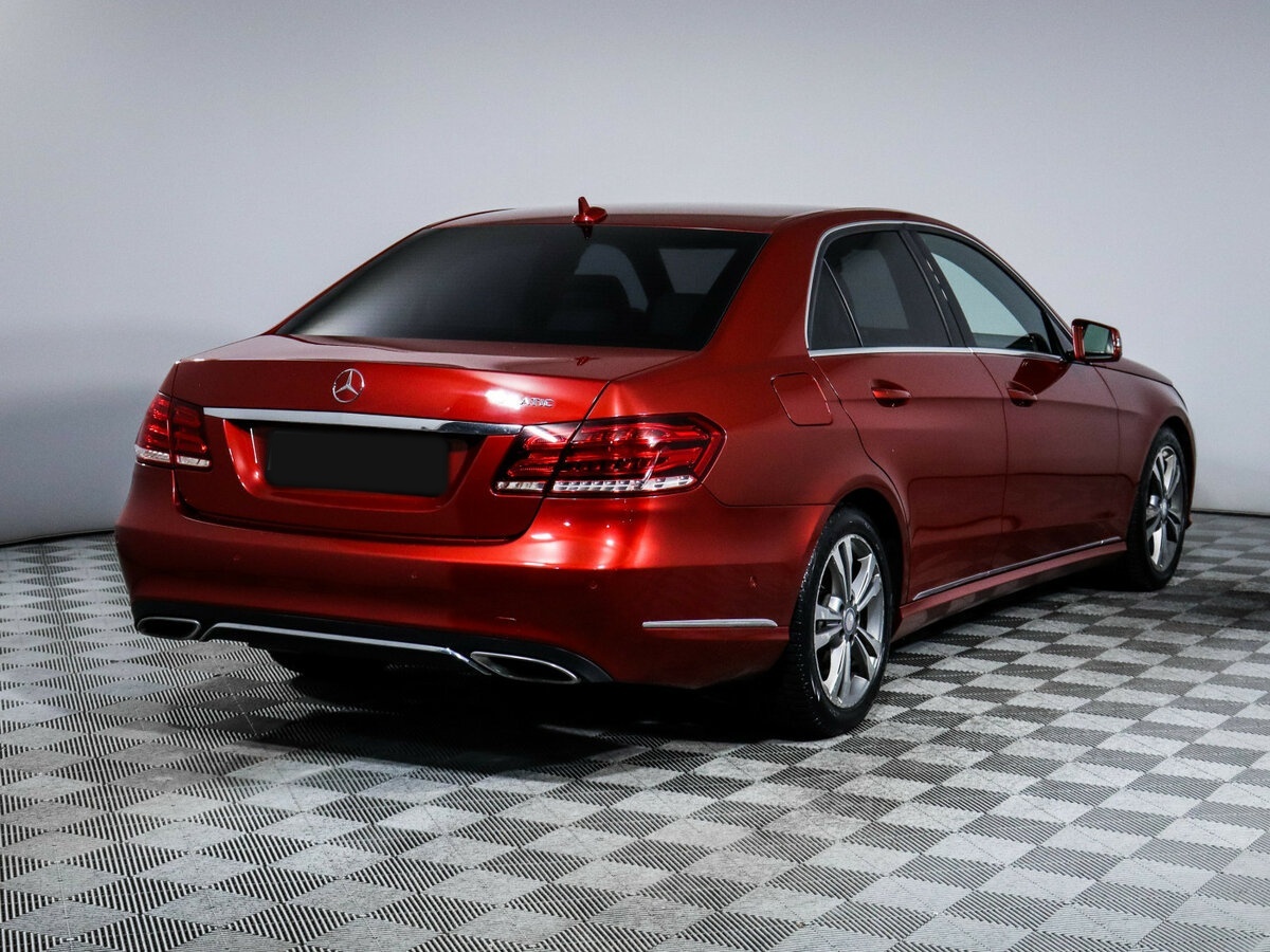 Mercedes-Benz E-Класс с пробегом — 2014 год. Фото: #3