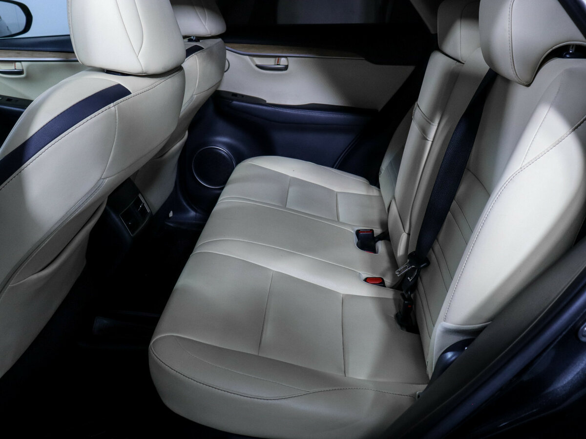 Lexus NX с пробегом — 2015 год. Фото: #7