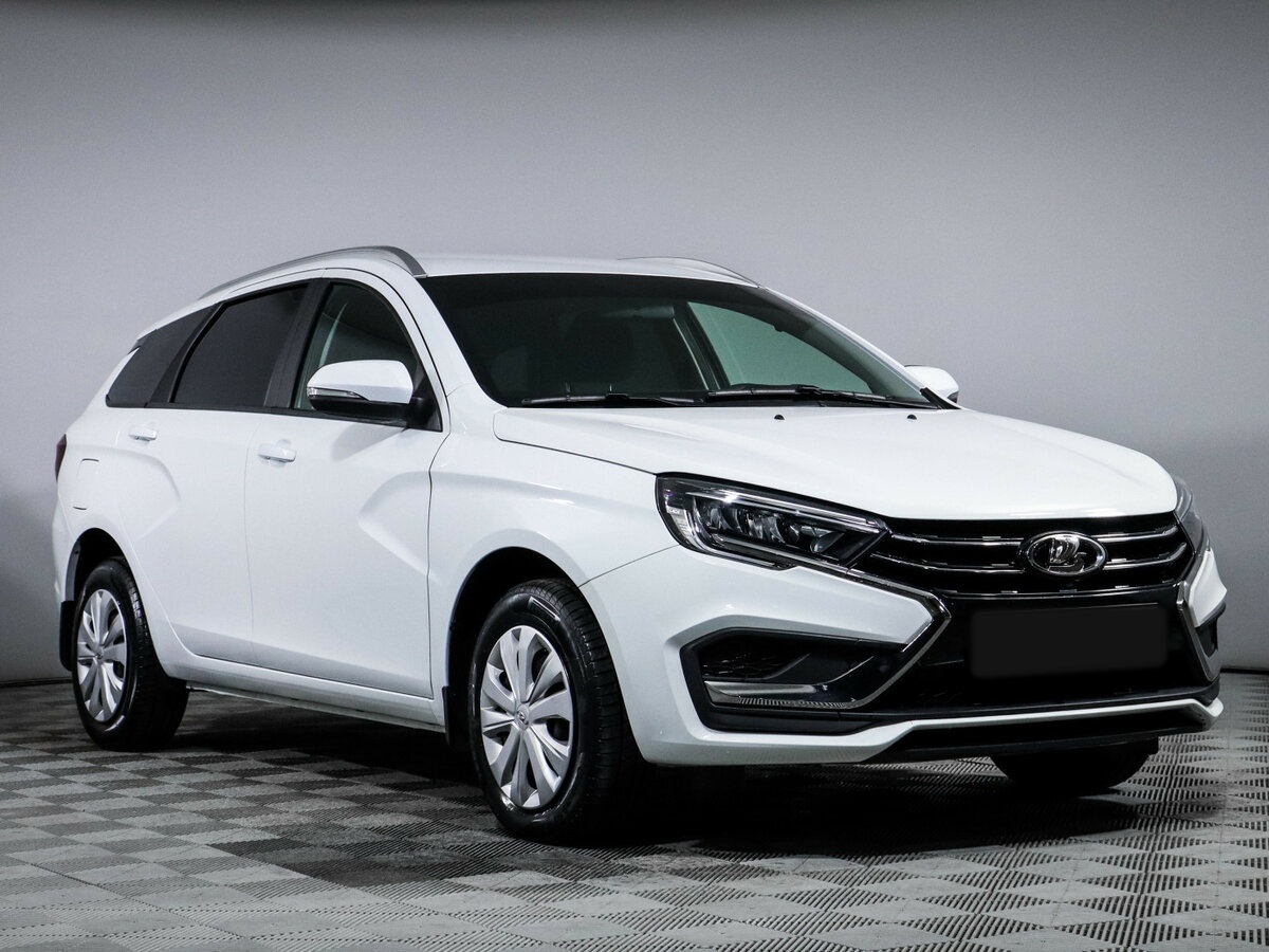 Lada (ВАЗ) Vesta с пробегом — 2024 год. Фото: #2