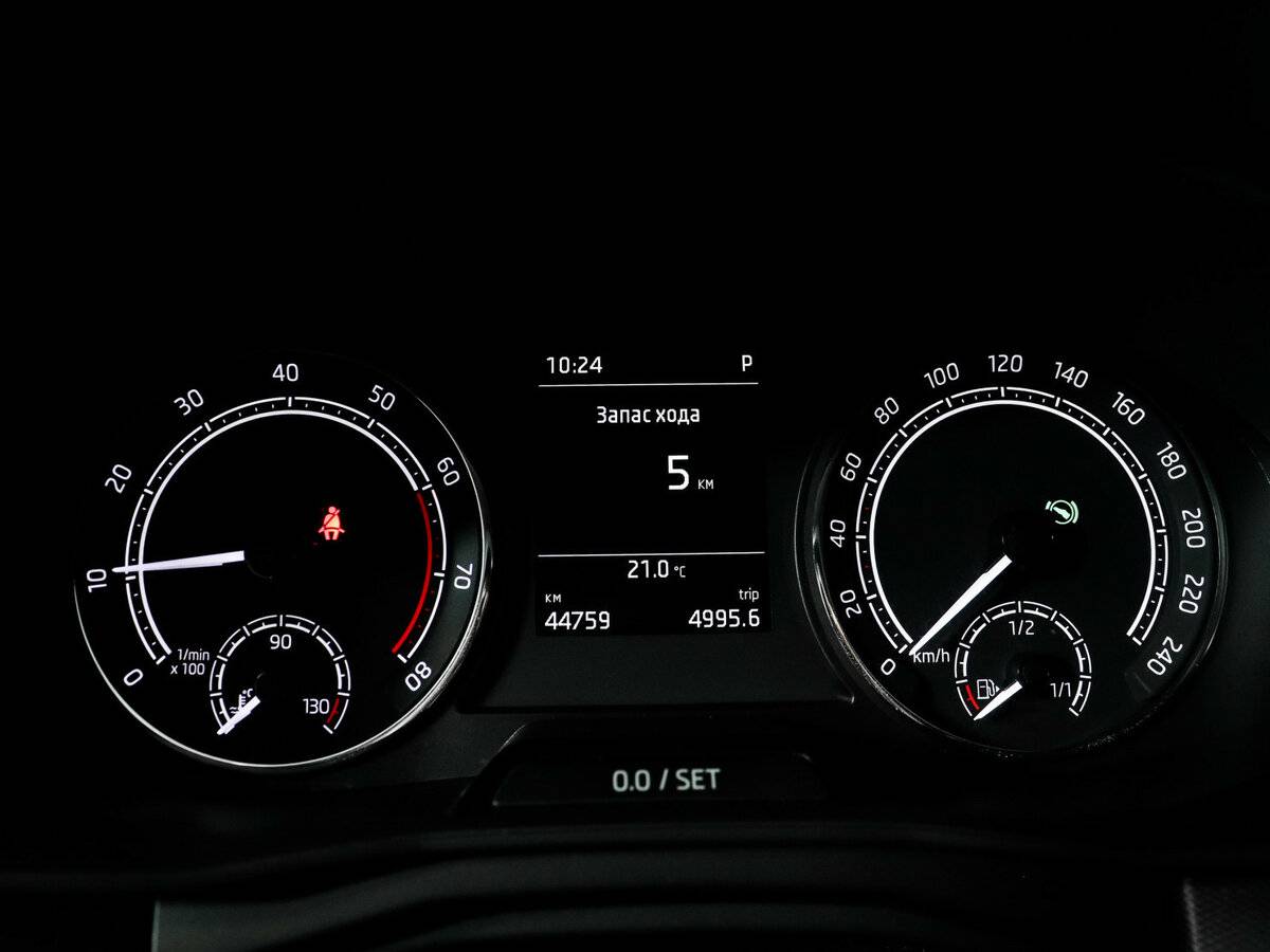 Skoda Rapid с пробегом — 2020 год. Фото: #8
