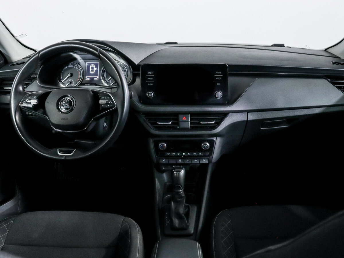 Skoda Rapid с пробегом — 2020 год. Фото: #9