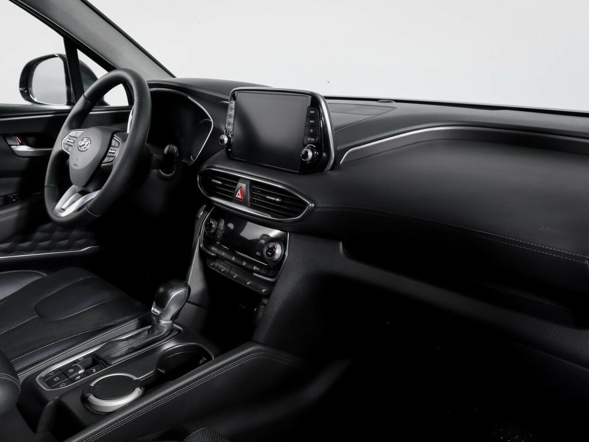 Hyundai Santa Fe с пробегом — 2019 год. Фото: #8