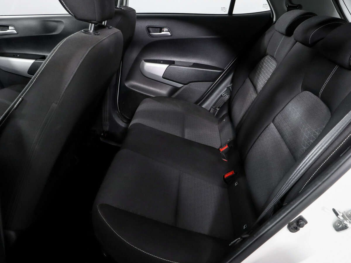 Kia Picanto с пробегом — 2018 год. Фото: #7