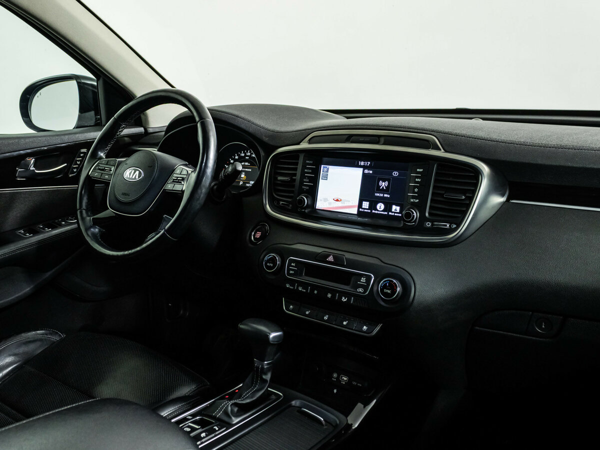 Kia Sorento с пробегом — 2018 год. Фото: #6