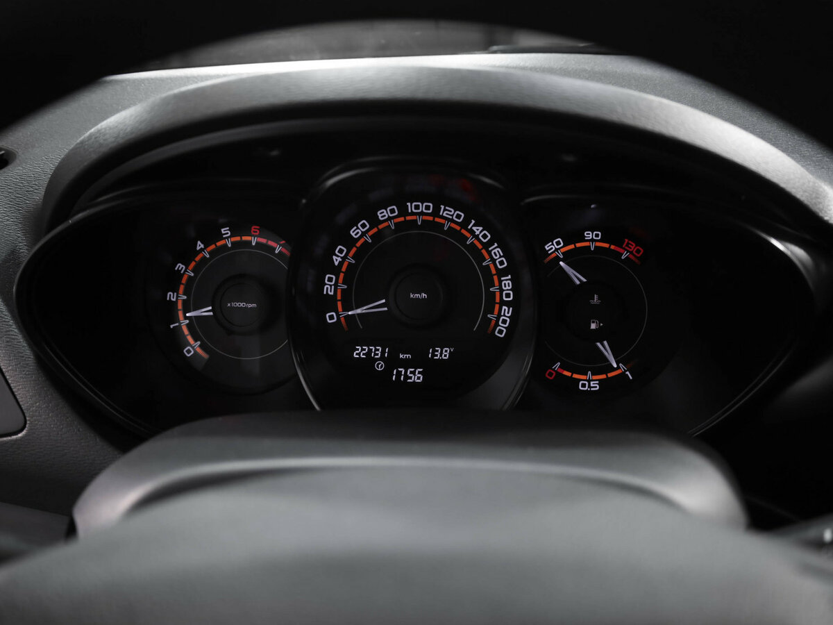 Lada (ВАЗ) Vesta с пробегом — 2018 год. Фото: #9