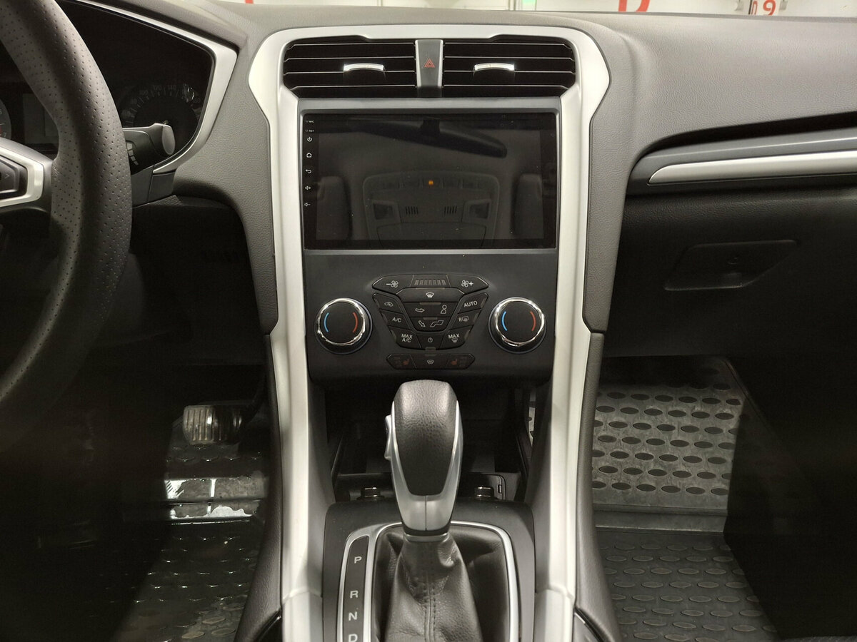 Ford Mondeo с пробегом — 2015 год. Фото: #14