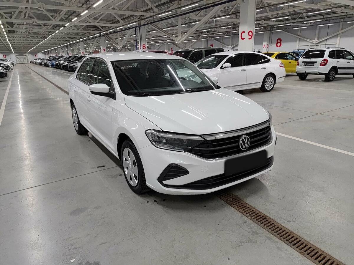 Volkswagen Polo с пробегом — 2021 год. Фото: #2