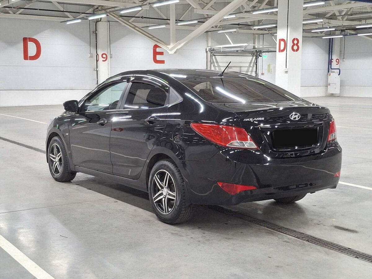 Hyundai Solaris с пробегом — 2016 год. Фото: #6