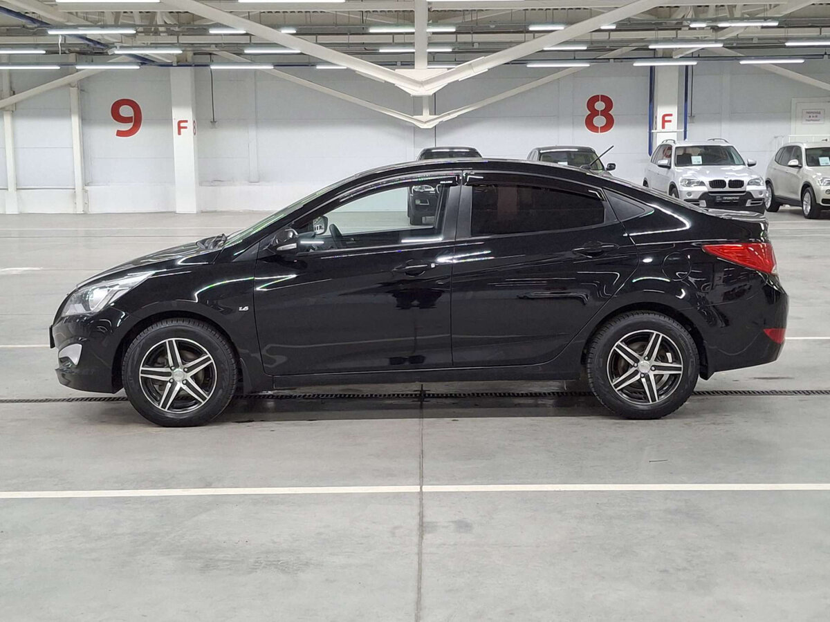 Hyundai Solaris с пробегом — 2016 год. Фото: #7