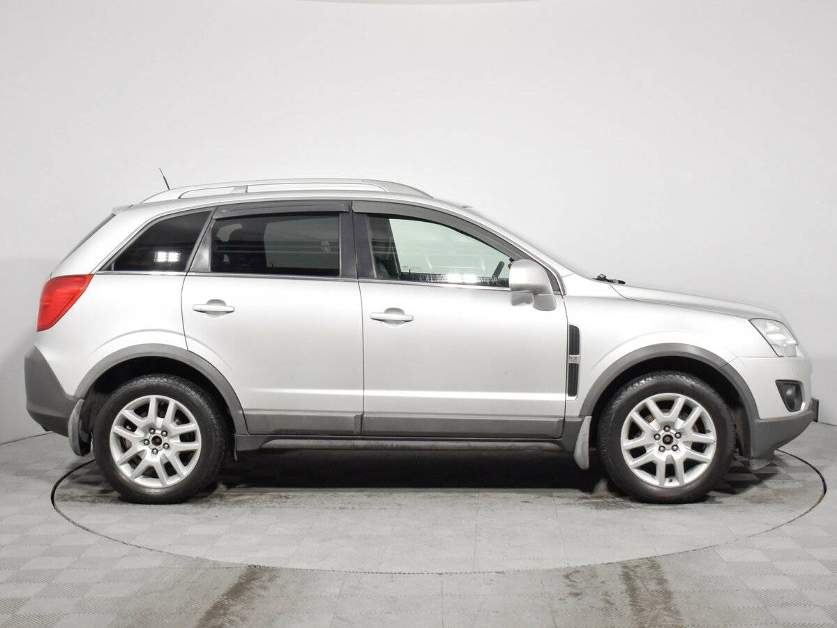 Opel Antara с пробегом — 2013 год. Фото: #3