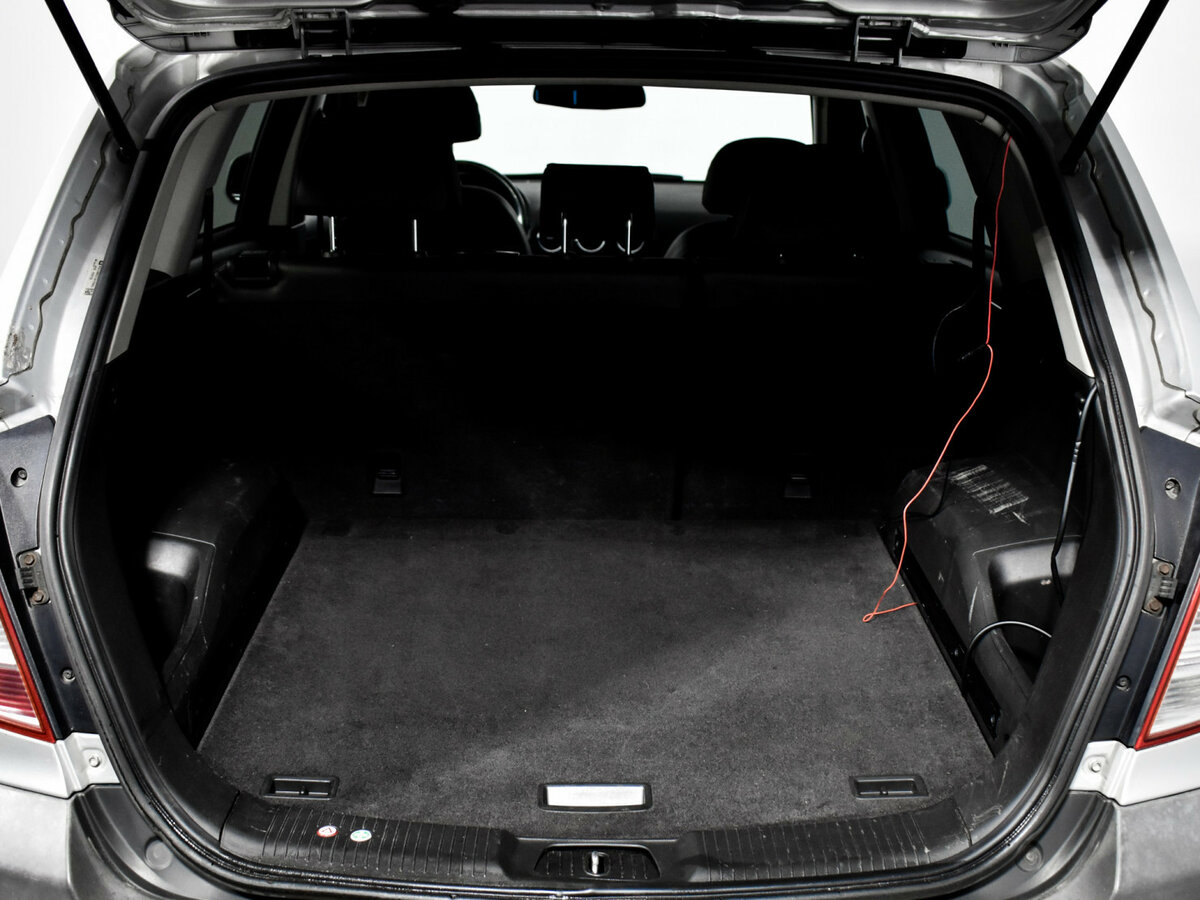 Opel Antara с пробегом — 2013 год. Фото: #18