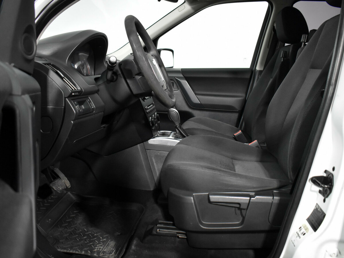 Land Rover Freelander с пробегом — 2013 год. Фото: #10