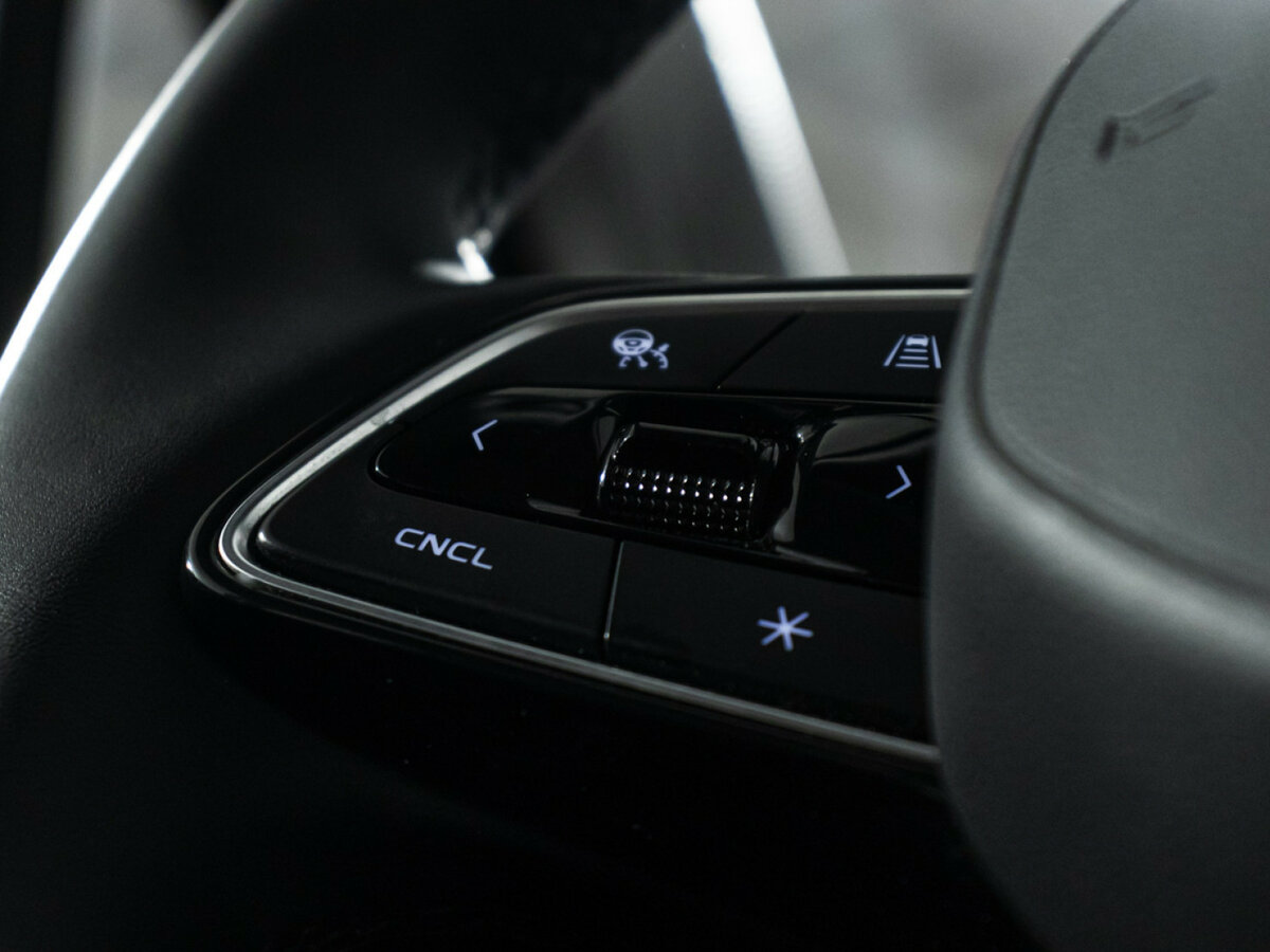 Geely Atlas с пробегом — 2023 год. Фото: #15