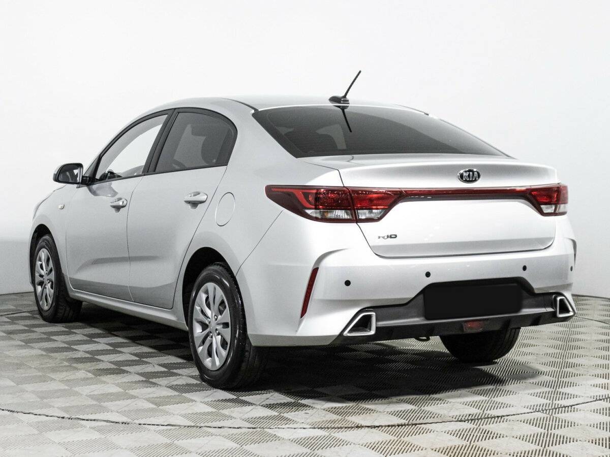 Kia Rio с пробегом — 2021 год. Фото: #6