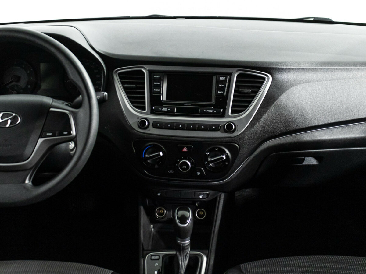 Hyundai Solaris с пробегом — 2020 год. Фото: #13