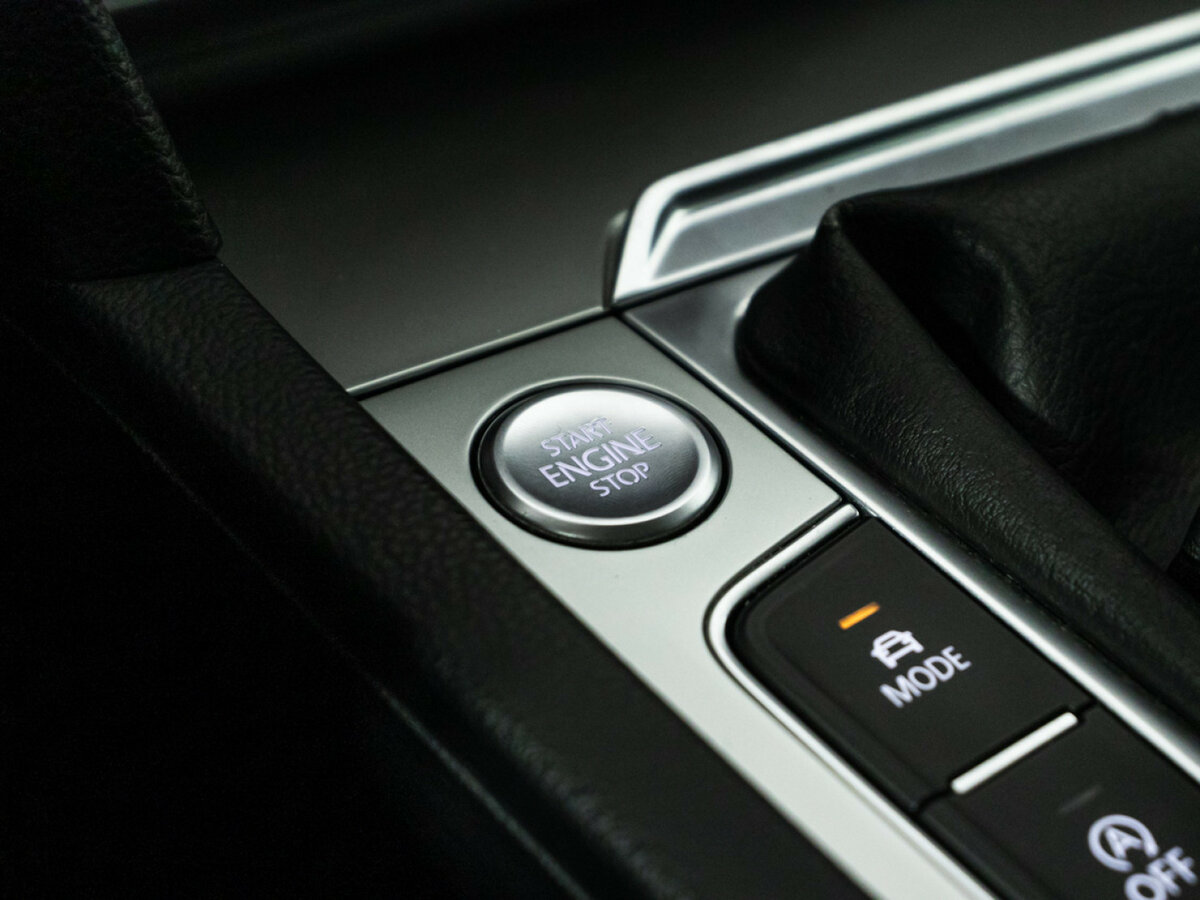 Volkswagen Passat с пробегом — 2017 год. Фото: #16