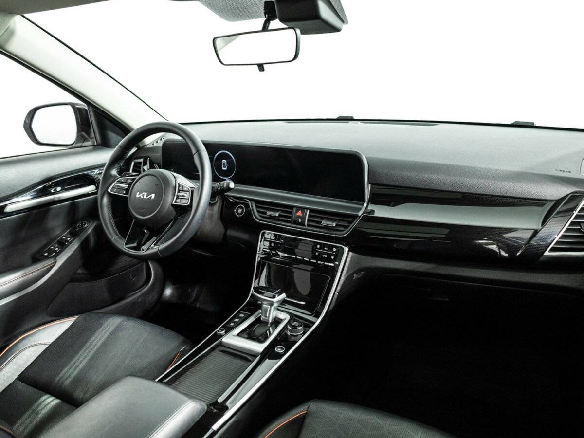 Kia Seltos с пробегом — 2024 год. Фото: #9