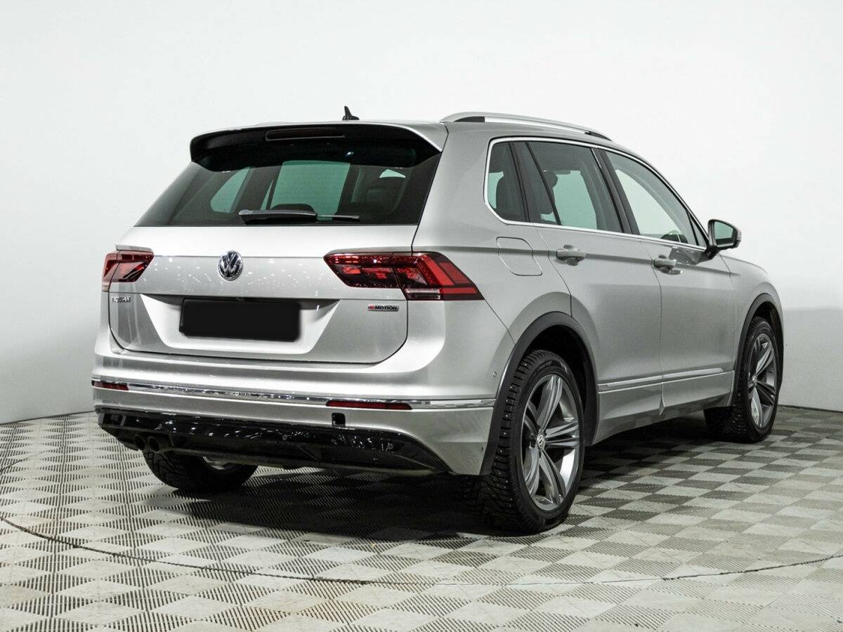Volkswagen Tiguan с пробегом — 2018 год. Фото: #4