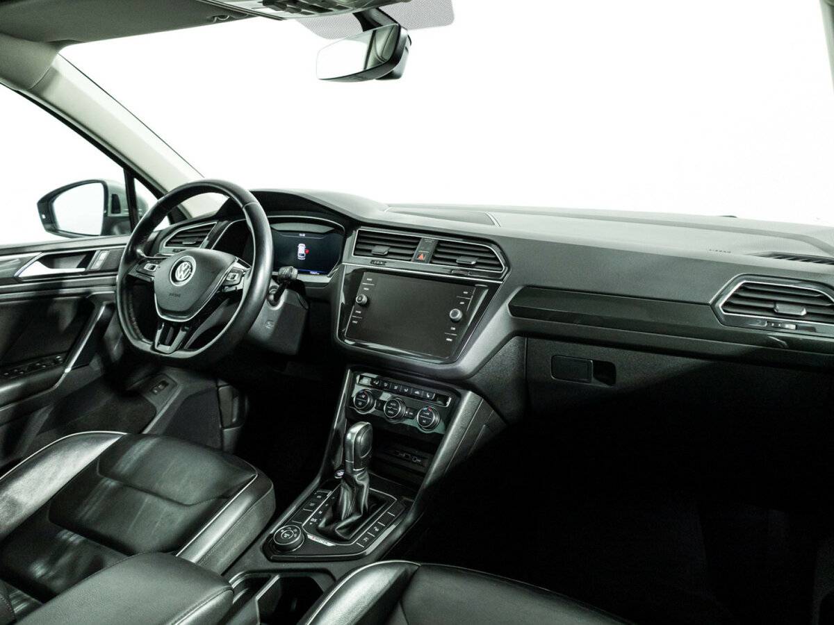 Volkswagen Tiguan с пробегом — 2018 год. Фото: #8