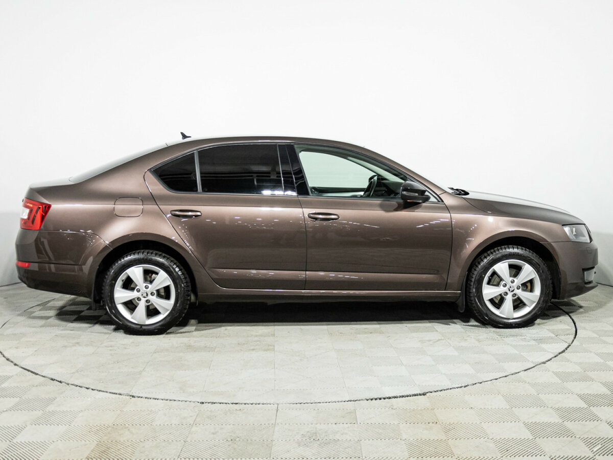 Skoda Octavia с пробегом — 2016 год. Фото: #3