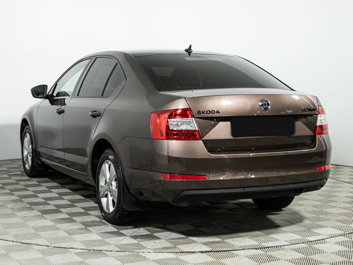 Skoda Octavia с пробегом — 2016 год. Фото: #6
