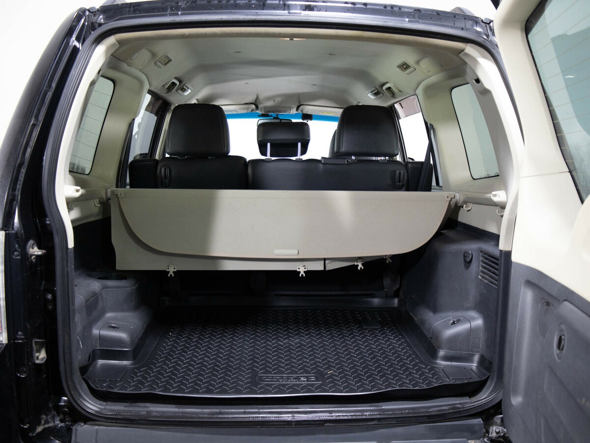 Mitsubishi Pajero с пробегом — 2013 год. Фото: #16